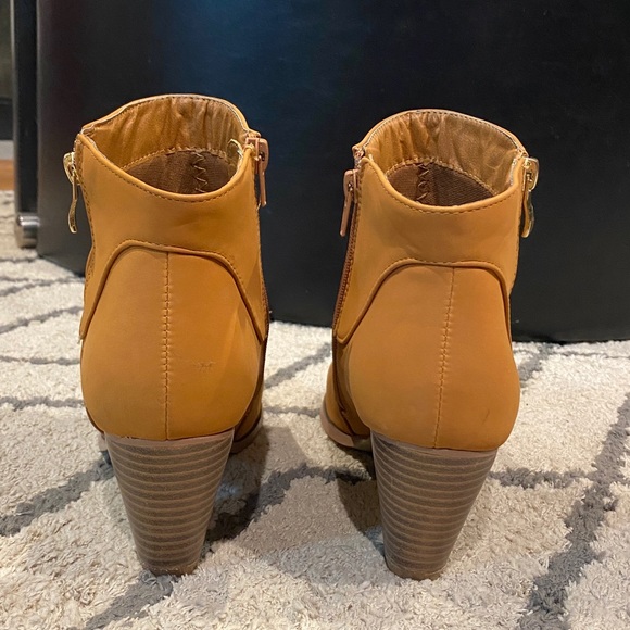 Bonnibel║booties - Picture 4 of 6